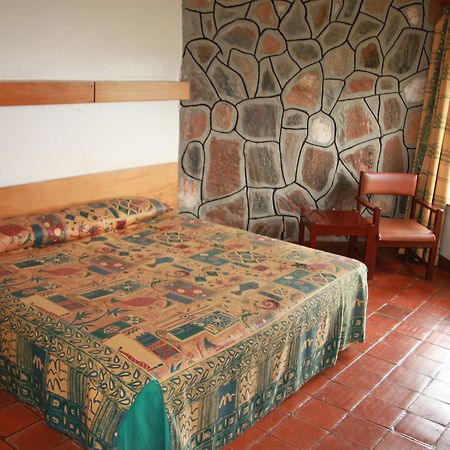 Ngulia Safari Lodge Tsavo 外观 照片