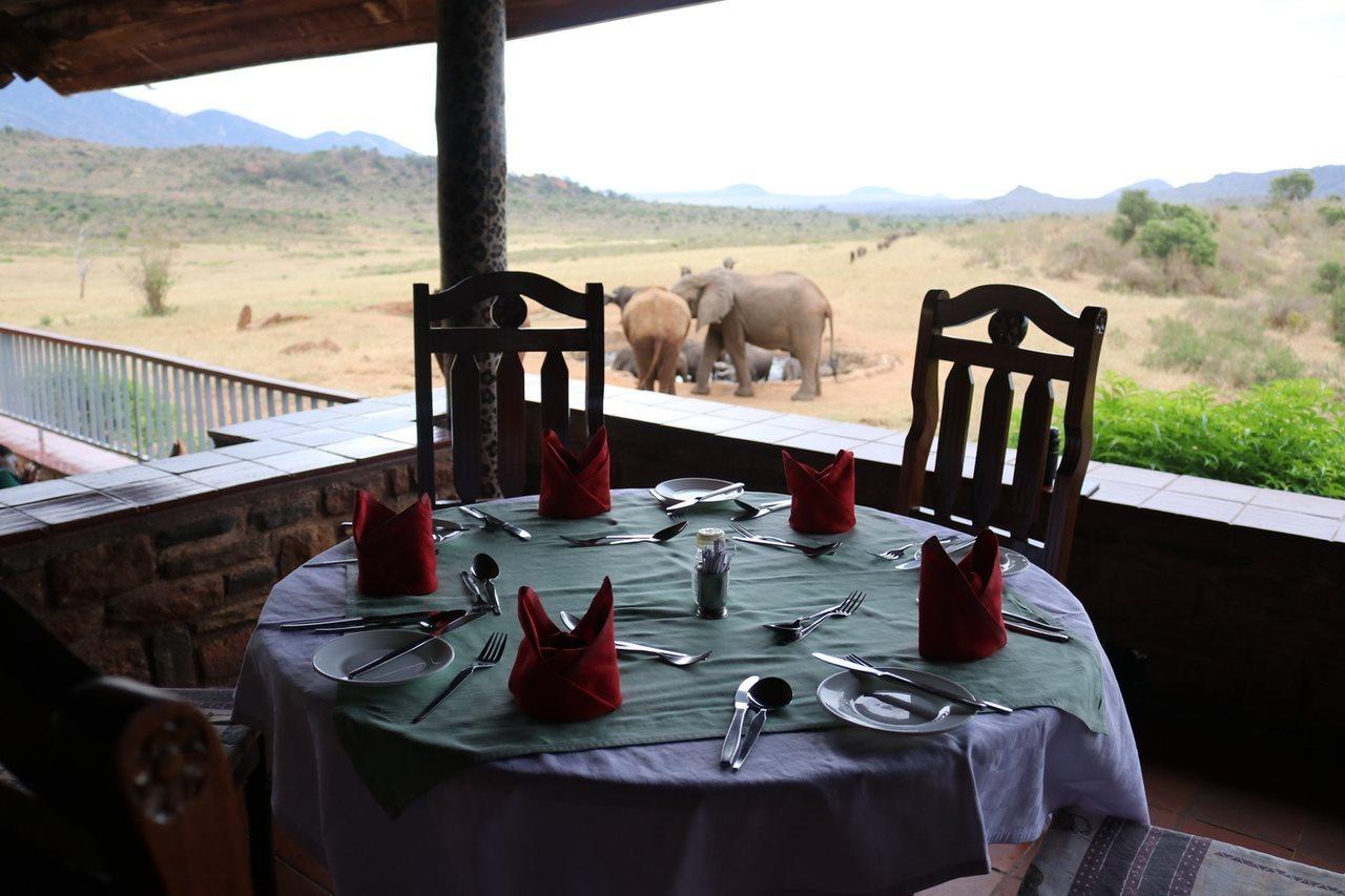 Ngulia Safari Lodge Tsavo 外观 照片