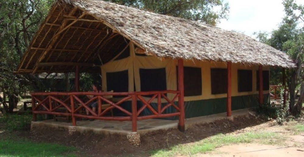 Ngulia Safari Lodge Tsavo 外观 照片